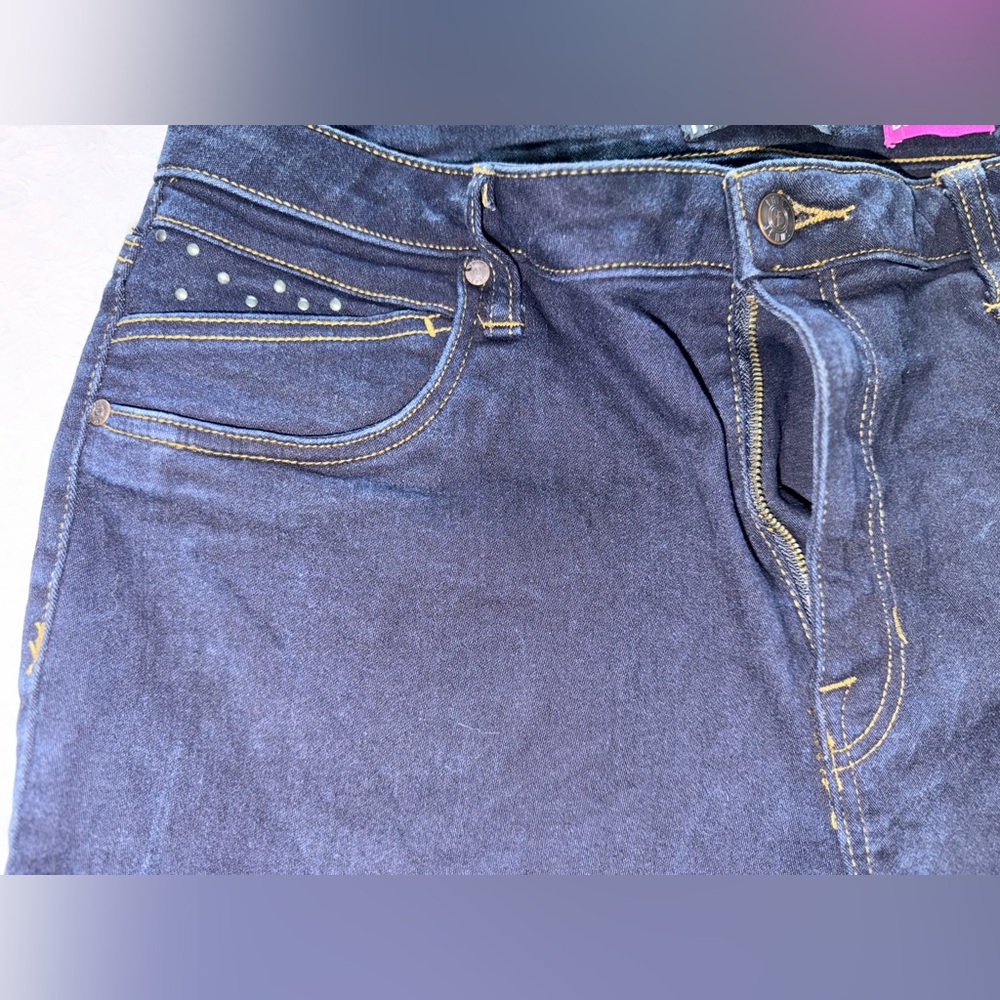 Stretch Straight Leg Blue Jeans - Picture 2 of 9